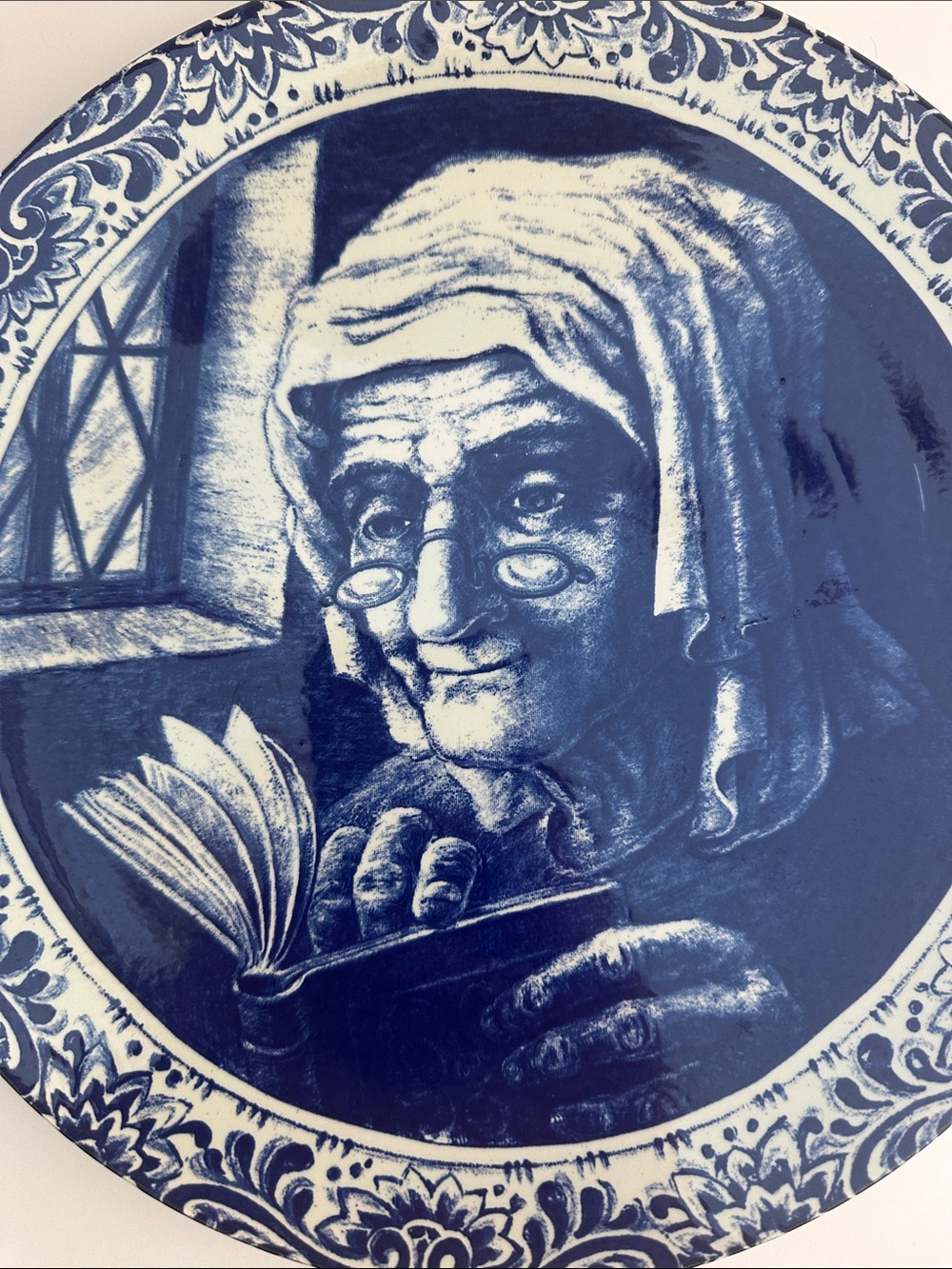 Blue Decorative Reading Woman Wall Plate - Home Art